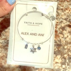 Alex and Ani 2019 Faith & Hope Snowflake bracelet